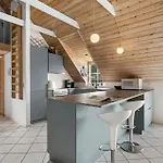 Three-bedroom In Casa vacanze